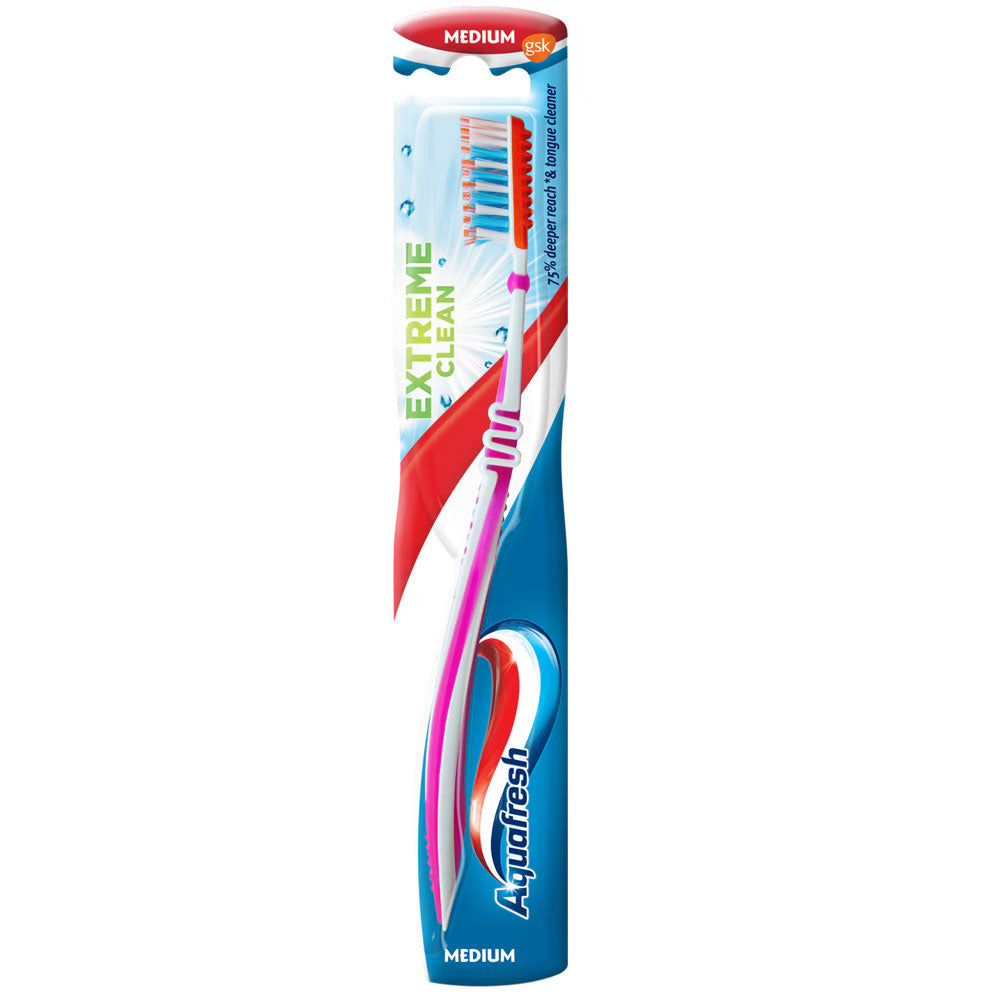 Periuta de dinti Aquafresh Extreme Clean, Medium